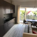 Charming Lägenhet Lubiń